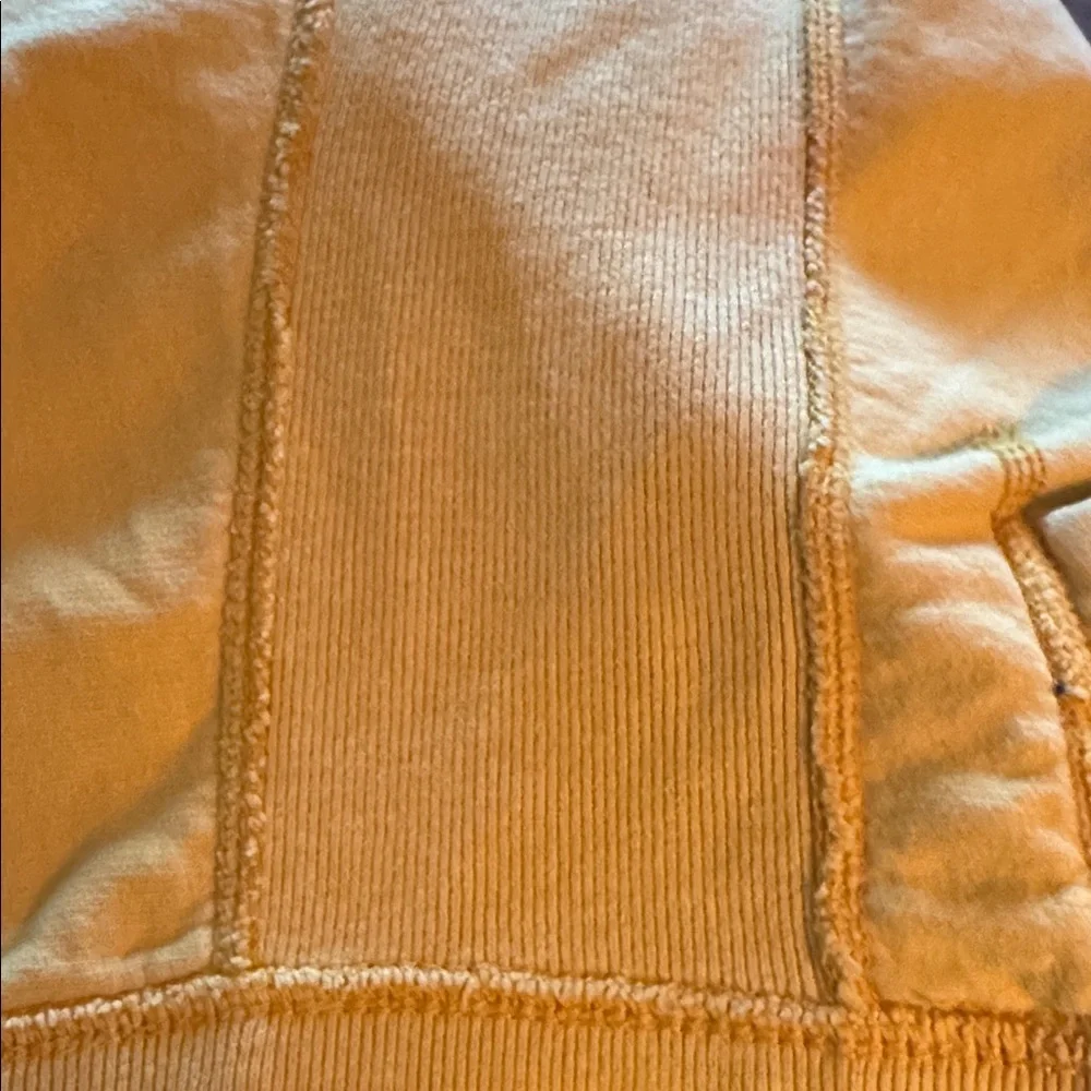 American Eagle Outfitters Classic Fit distressed yellow hoodie sweatshirt‎ S